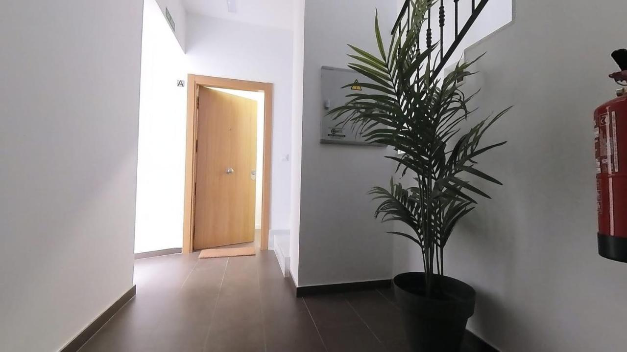 Alojamiento Los Naranjos Piscina Y Parking Gratuito Jaén Exterior foto